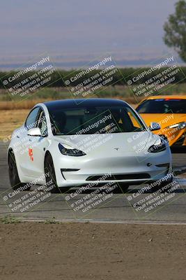 media/Sep-17-2023-Speed Ventures (Sun) [[7e780ba612]]/Purple/Session 1 (Grapevine)/